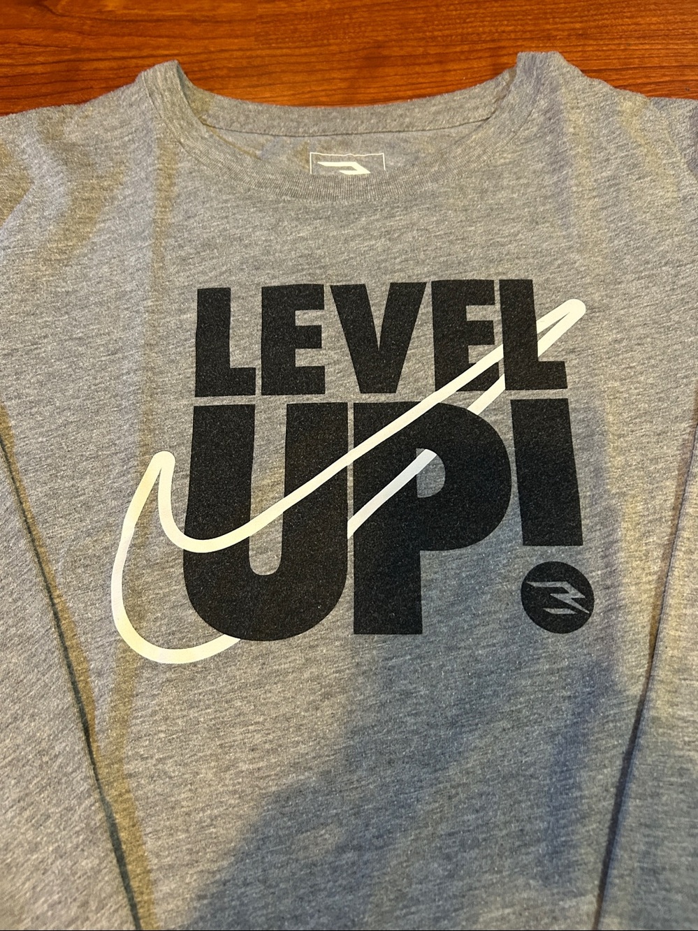 Nike 3brand Boys Long Sleeve Large - Picture 2 of 5